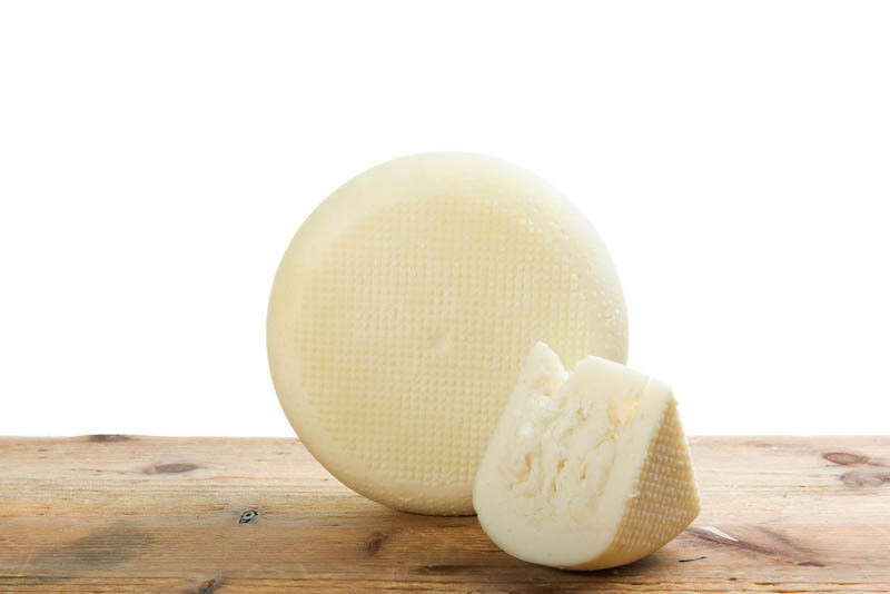 Pecorino Fresco (Fresh) del Pastore 1.8kg