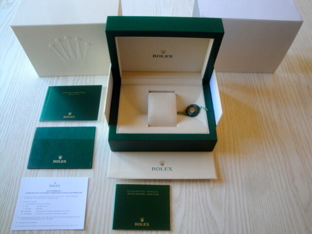 rolex replica scatola box cofanetto portaorologi completo booklet service