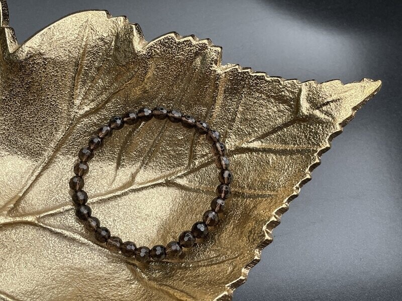 Rookkwarts 6mm facet armband