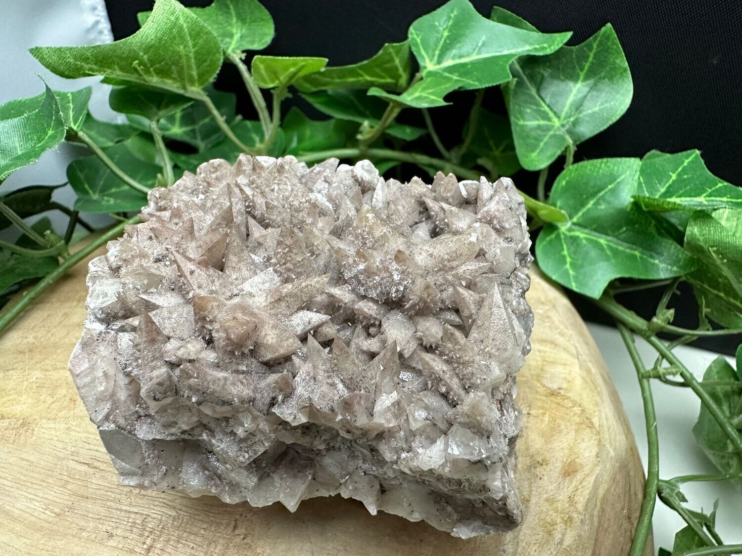 Dogtooth Calciet