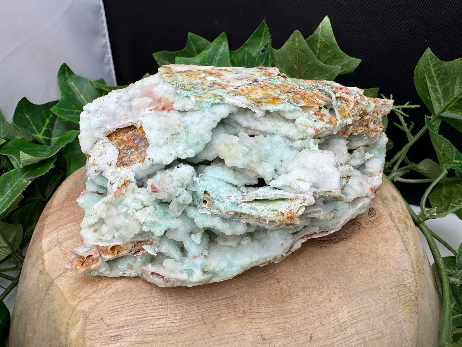 Garnieriet met druzy kwarts