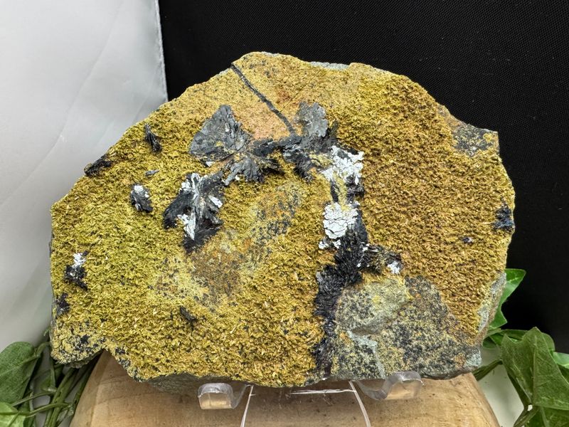 Hematiet op Epidoot Hematiet op Epidoot