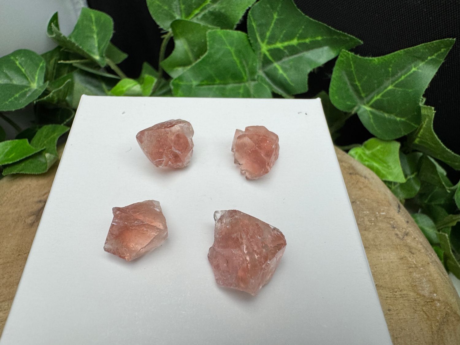 4 Roze fluoriet 4 Roze fluoriet