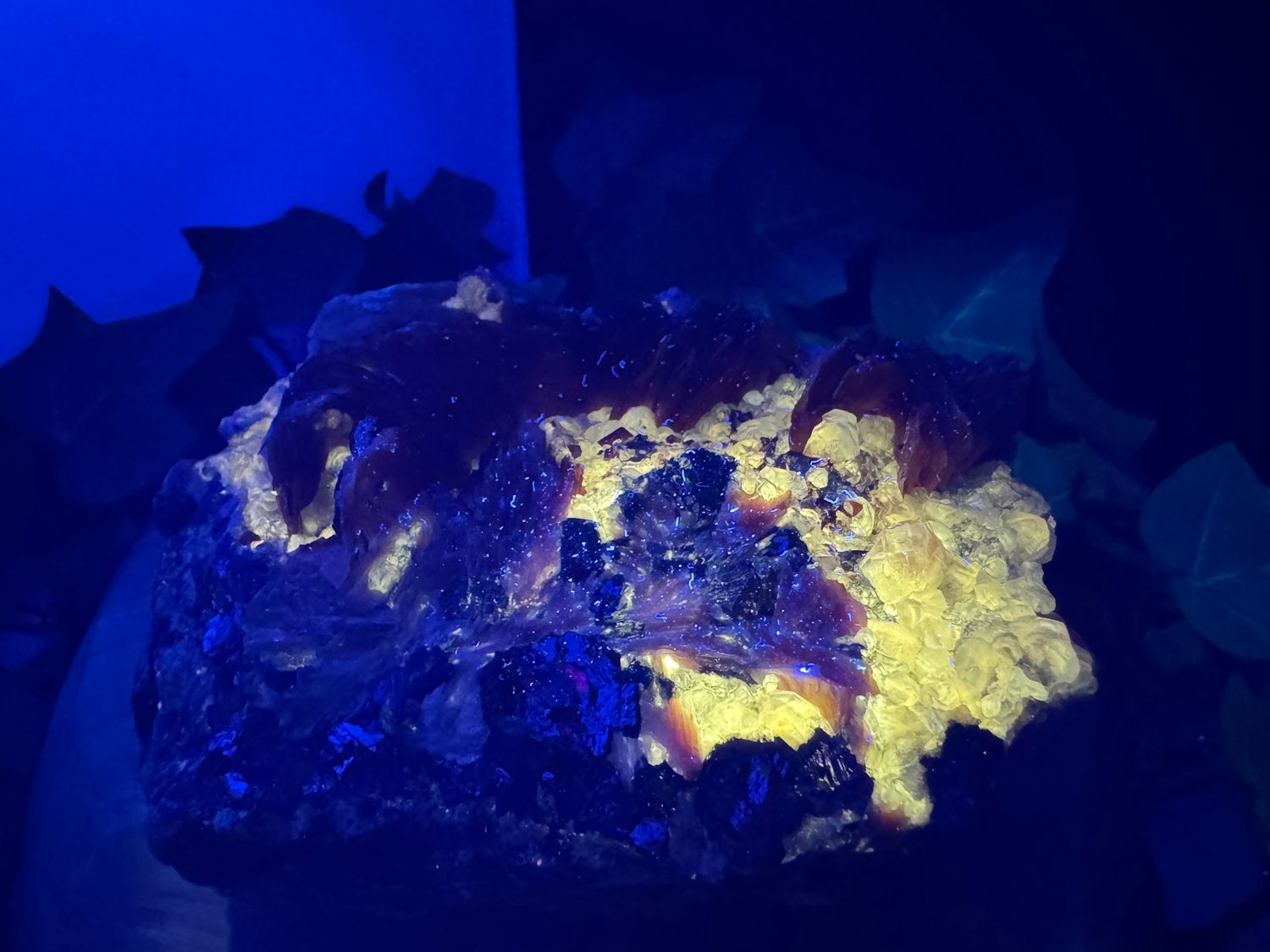 Bariet met Cerussiet en Galeniet Bariet met Cerussiet en Galeniet