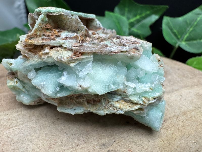 Garnieriet met druzy kwarts Garnieriet met druzy kwarts