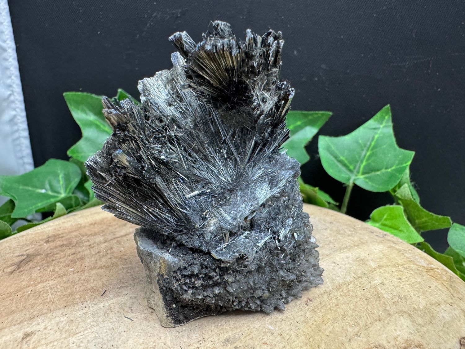 Stibniet / Antimoniet Stibniet / Antimoniet