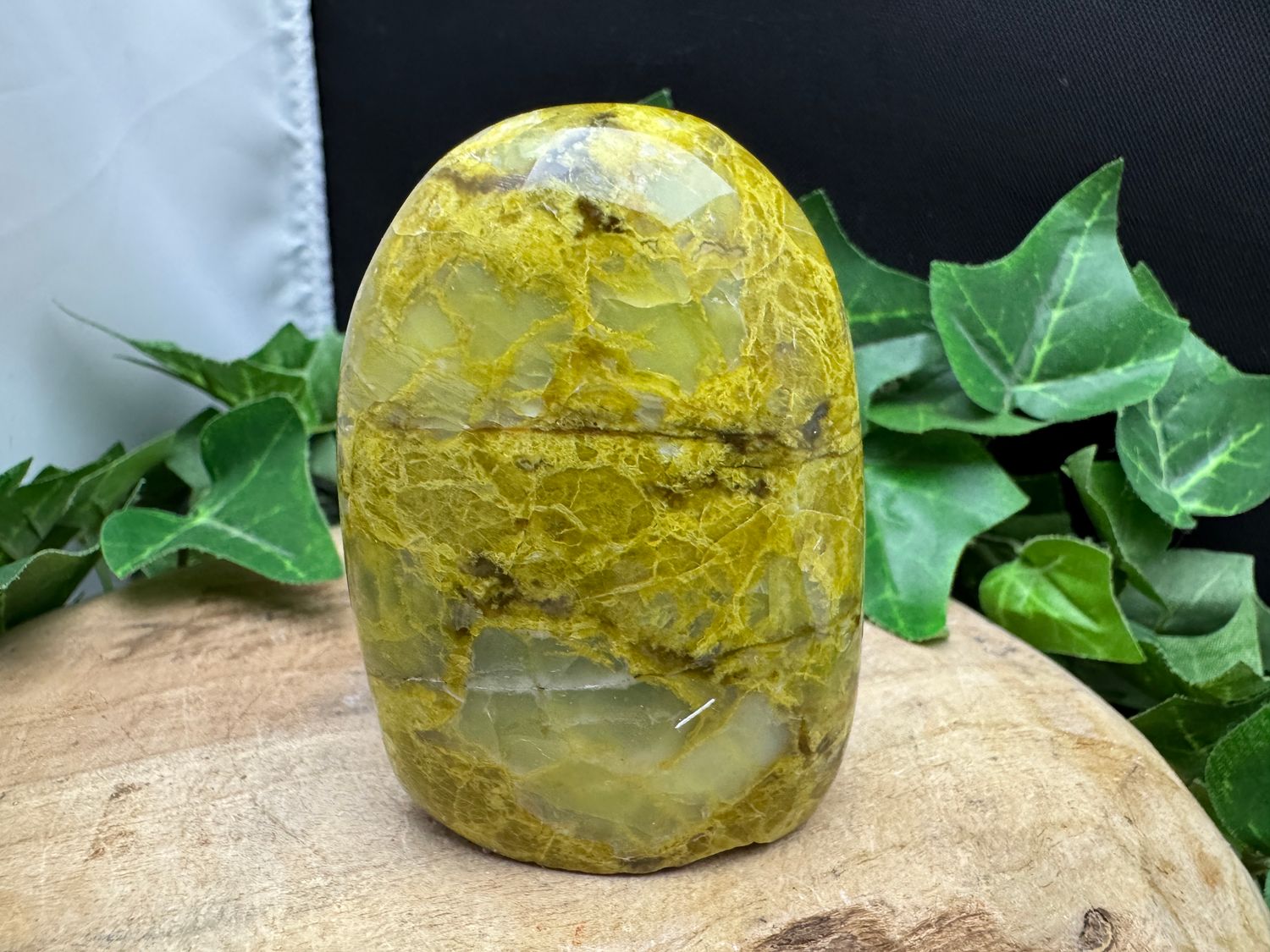 Groene Opaal sculptuur