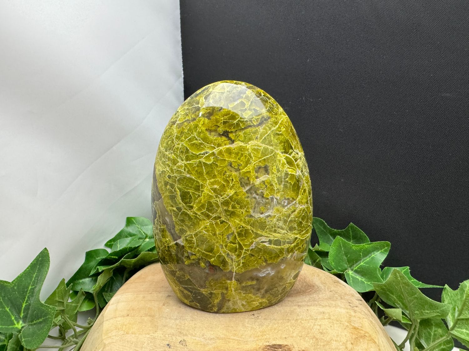 Groene Opaal sculptuur