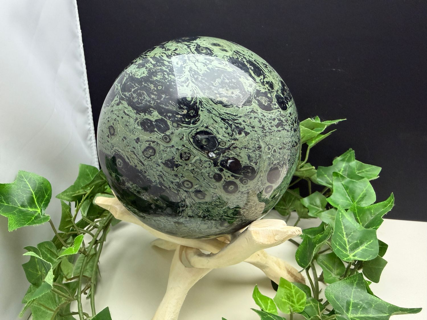 Eldariet bol (Kabamba Jaspis)