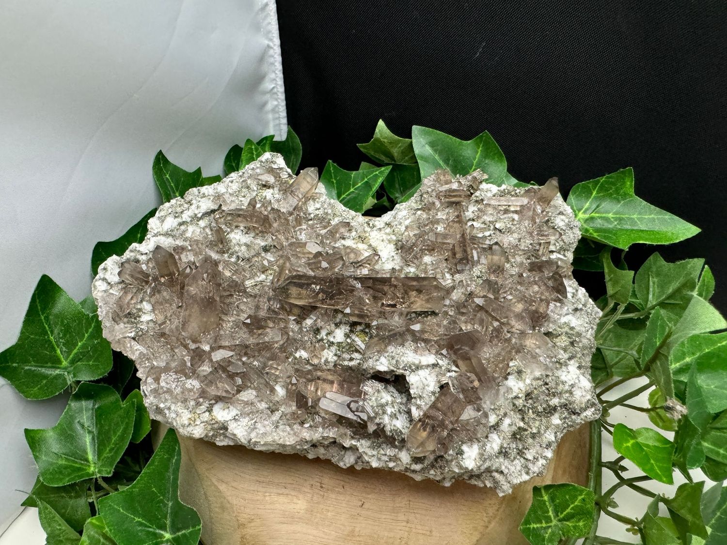 Groot Rookkwarts cluster Groot Rookkwarts cluster