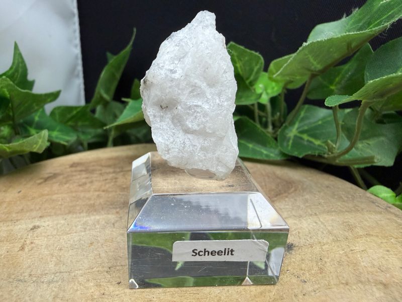 Scheeliet