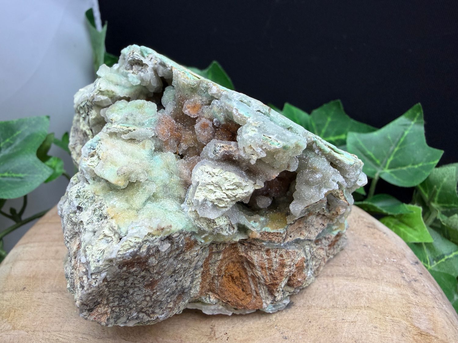 Garnieriet met druzy kwarts