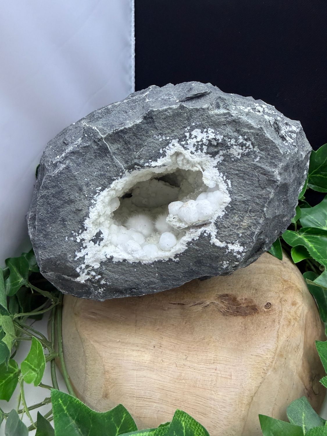 Okeniet geode