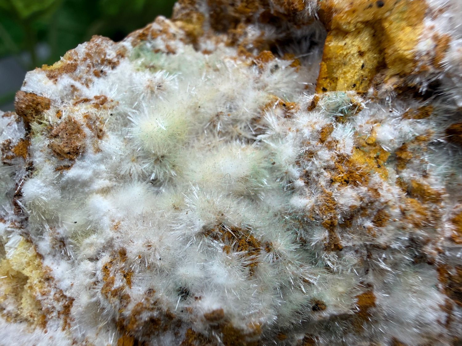 Aragoniet (naaldvormig)