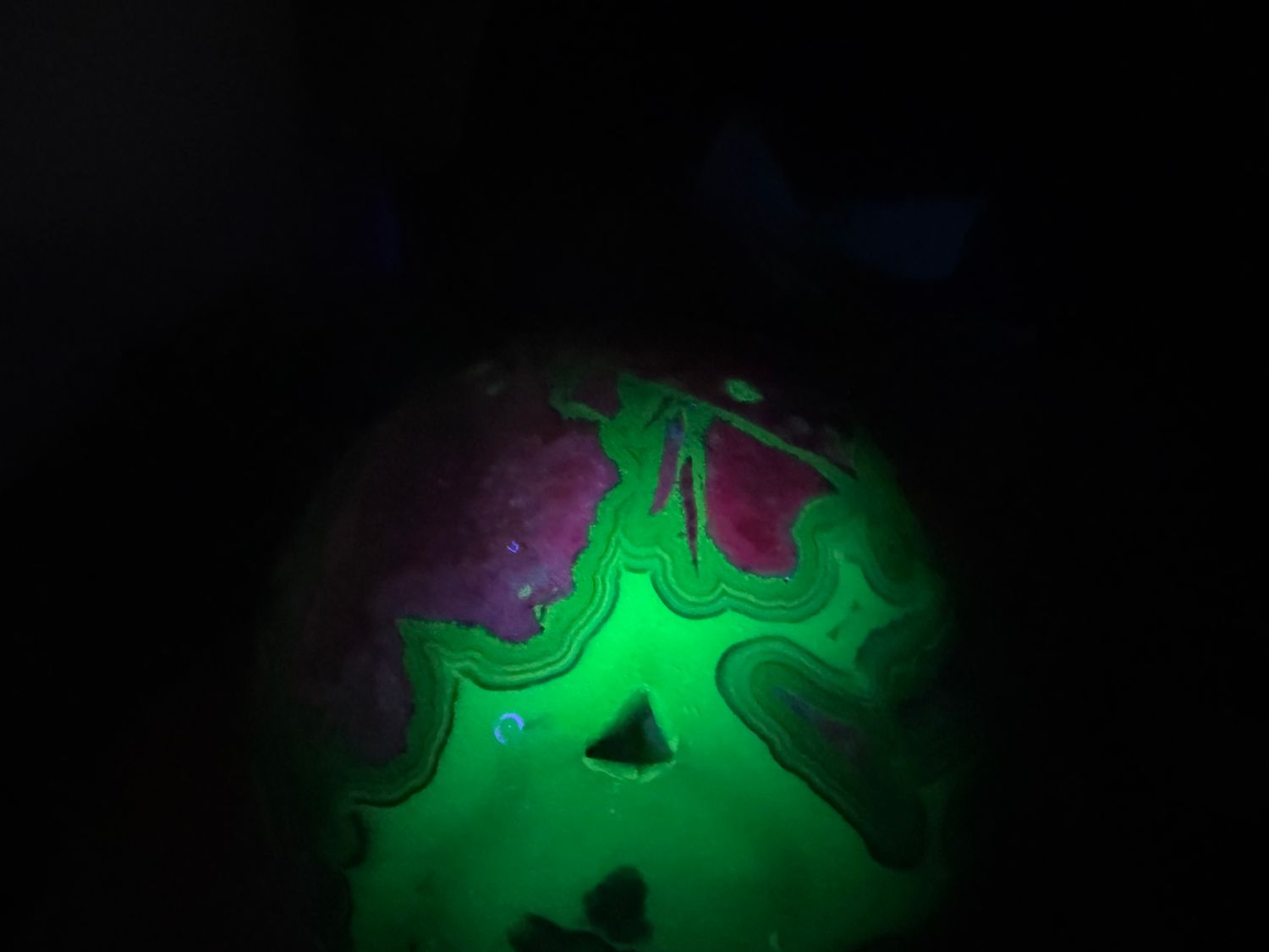 Bol Agaat/Chalcedoon (UV)