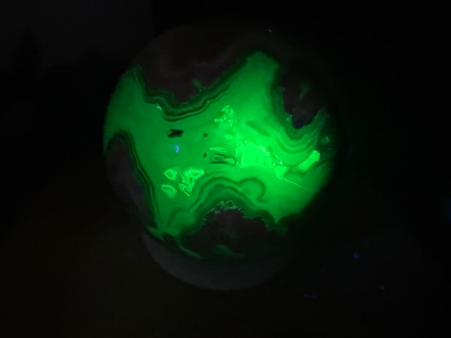 Bol Agaat/Chalcedoon (UV)