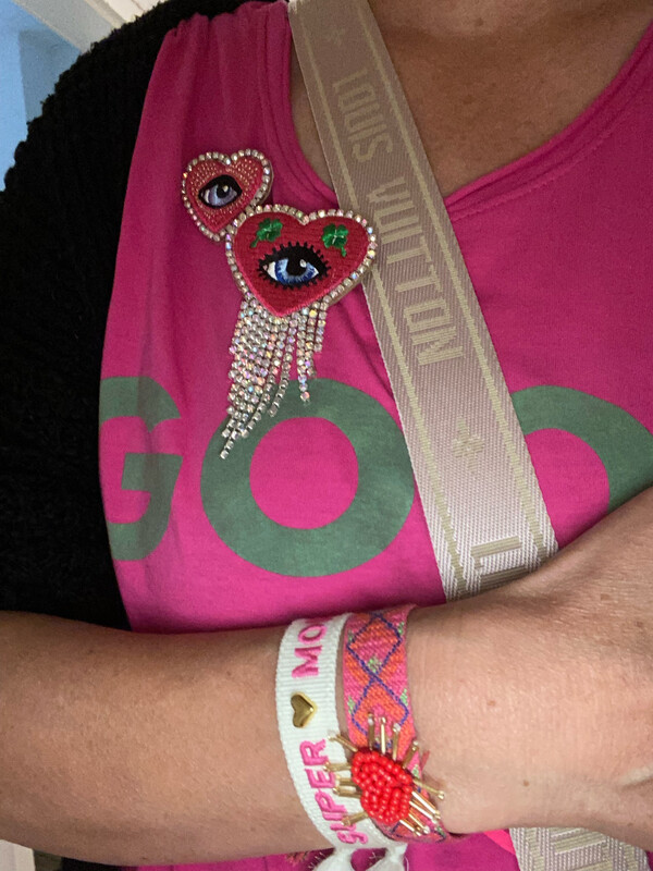 Pink kariertes Armband  mit strahlendem Perlenherz  