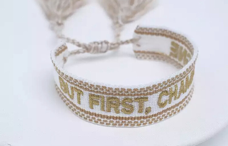 Web-Armband  mit Stickerei „but first Champagner “ ecru Gold Stickerei 