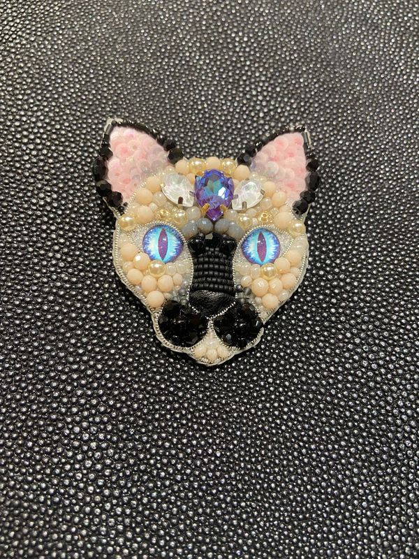 Perlen Brosche „Rasse-Katze Deluxe plastisch“ Perlen Brosche „Rasse-Katze Deluxe plastisch“