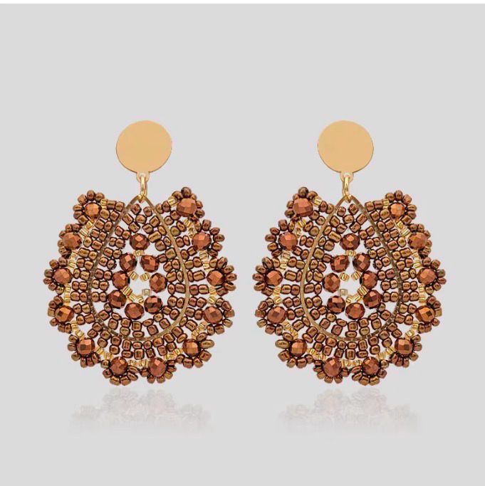Trendige kupferbraune handgefertigte Bohemian Kristallglas Tropfen Ohrringe mit Edelstahl-Ohrstecker Trendige kupferbraune handgefertigte Bohemian Kristallglas Tropfen Ohrringe mit Edelstahl-Ohrstecker