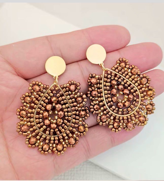 Trendige kupferbraune handgefertigte Bohemian Kristallglas Tropfen Ohrringe mit Edelstahl-Ohrstecker