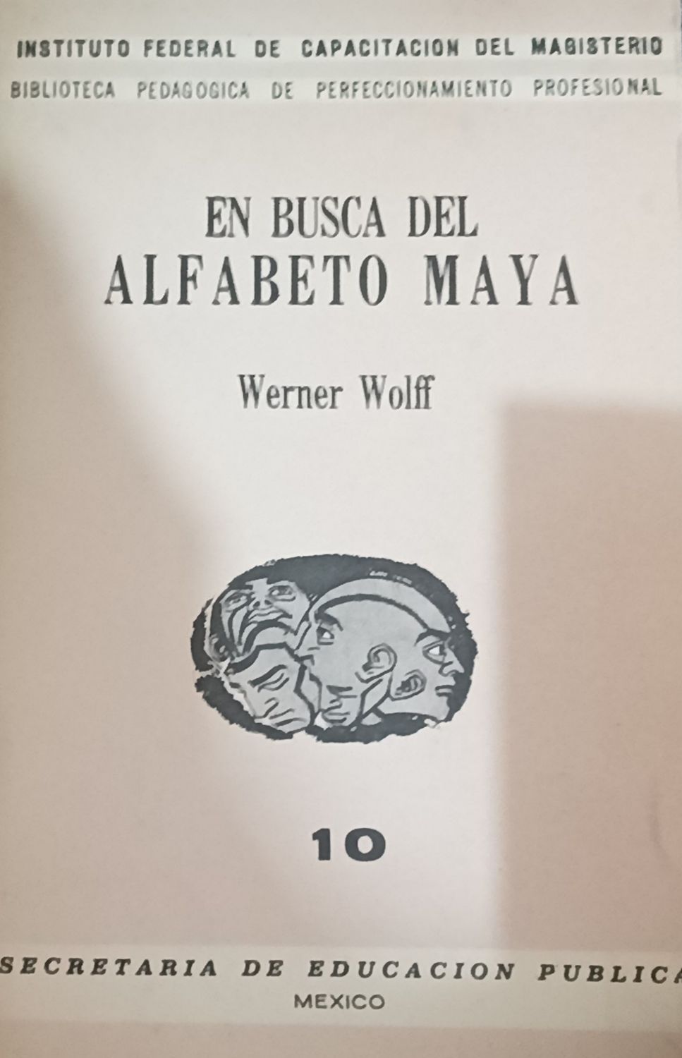 En busca el Alfabeto Maya