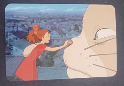Postal El mundo secreto de Arrietty – Arrietty y el gato, Japón 2010