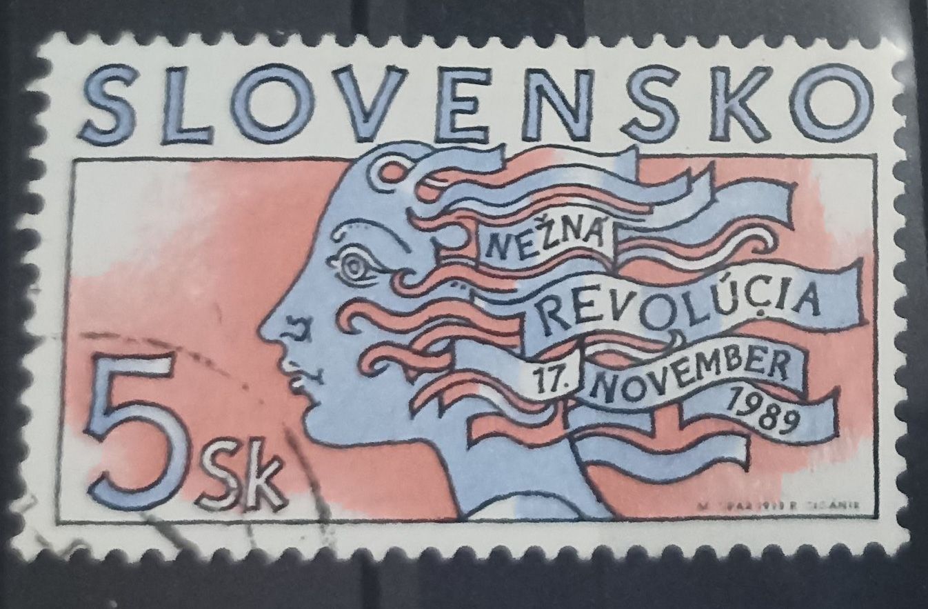 Eslovaquia 1999, Nežná revolúcia 17.11.1989