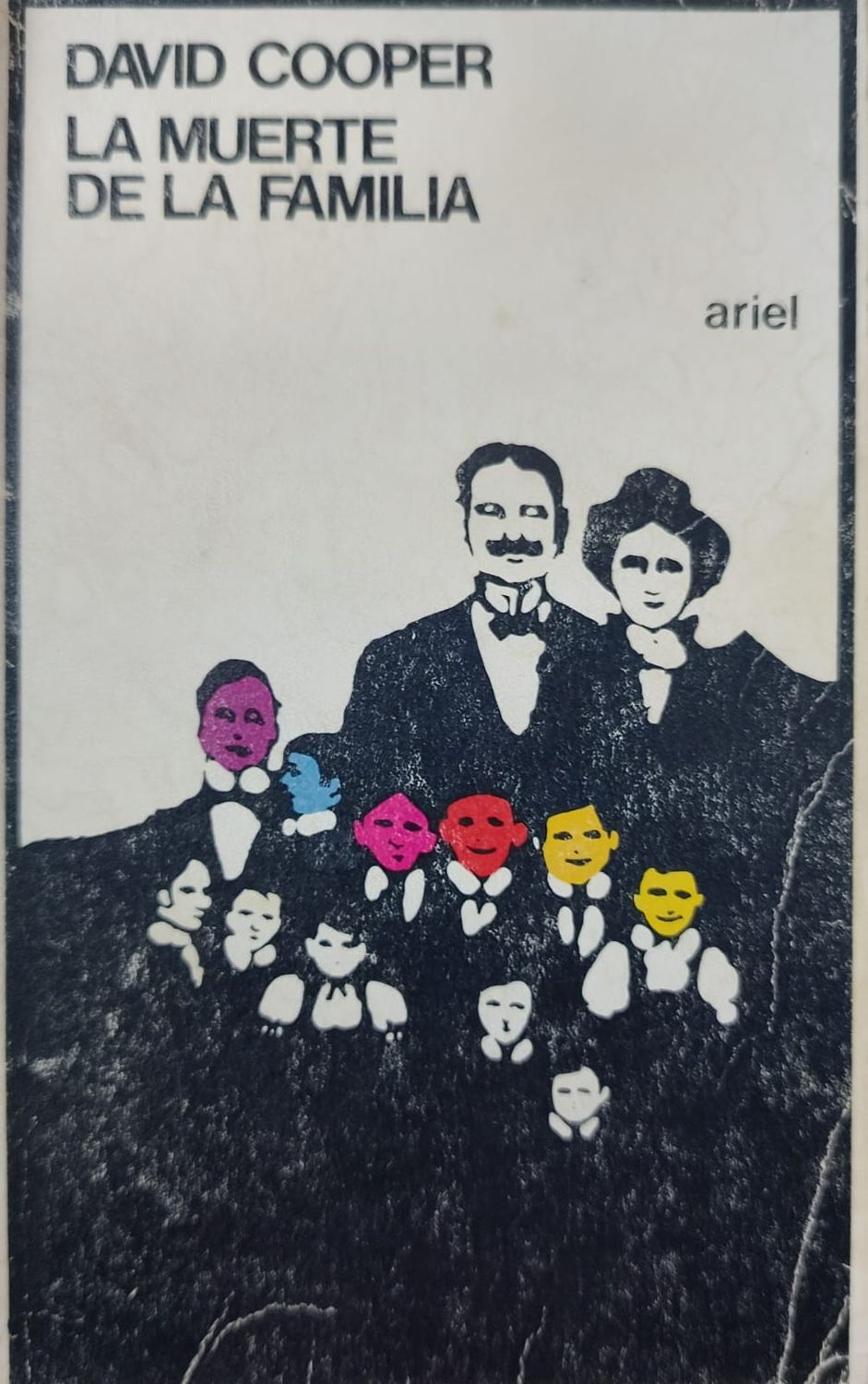 La muerte de la familia – David Cooper