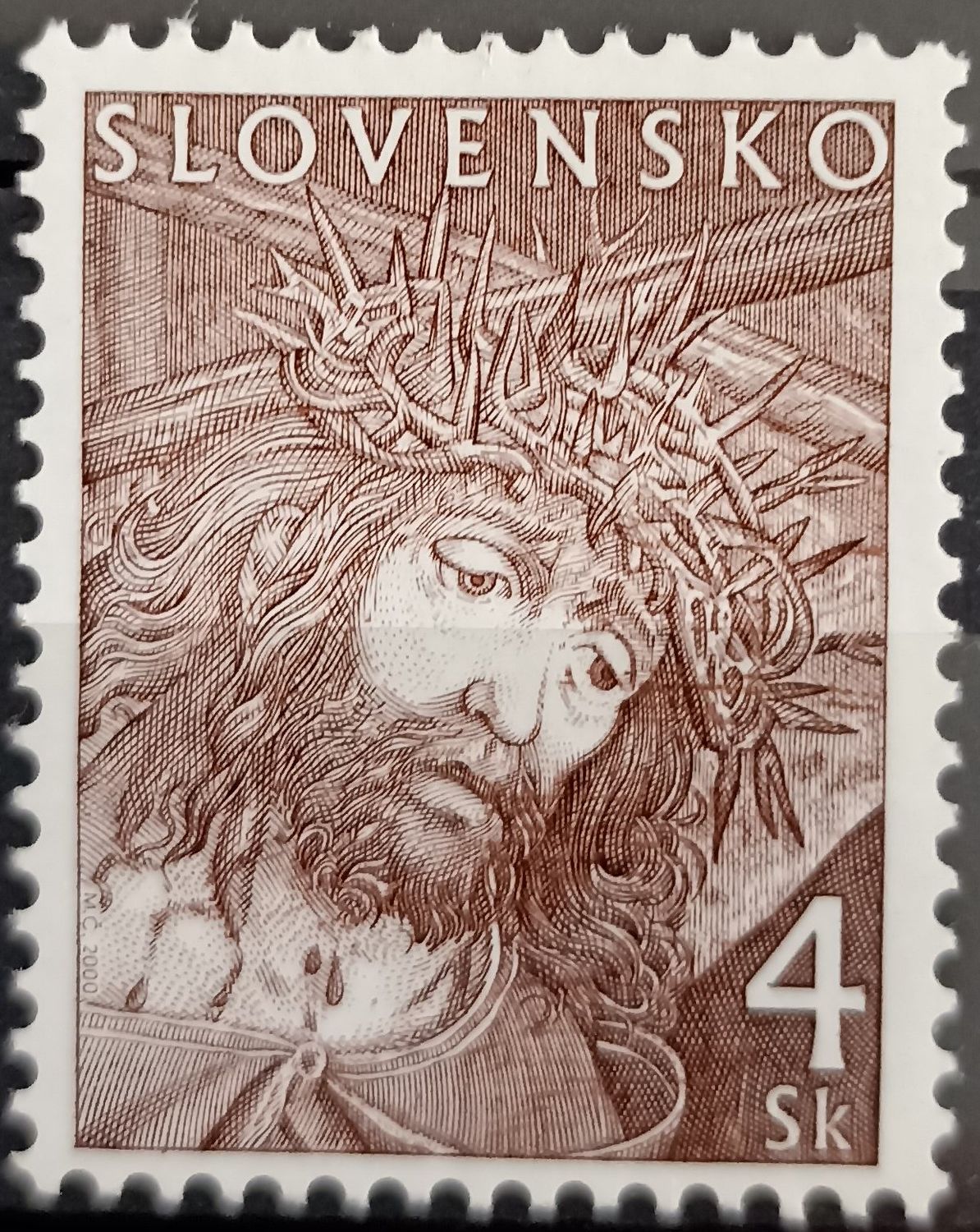 Eslovaquia 2000, Cristo con corona de espinas cargando la cruz