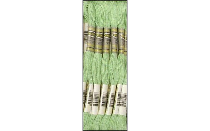 Sullivans Embroidery Floss Medium Baby Green