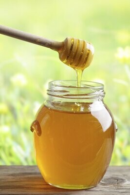 ------- MIEL -------------------------------- Las Abejas recogen con esfuerzo las gotas de néctar de las FLORES del NARANJO, para que podamos degustar ésta suave miel.