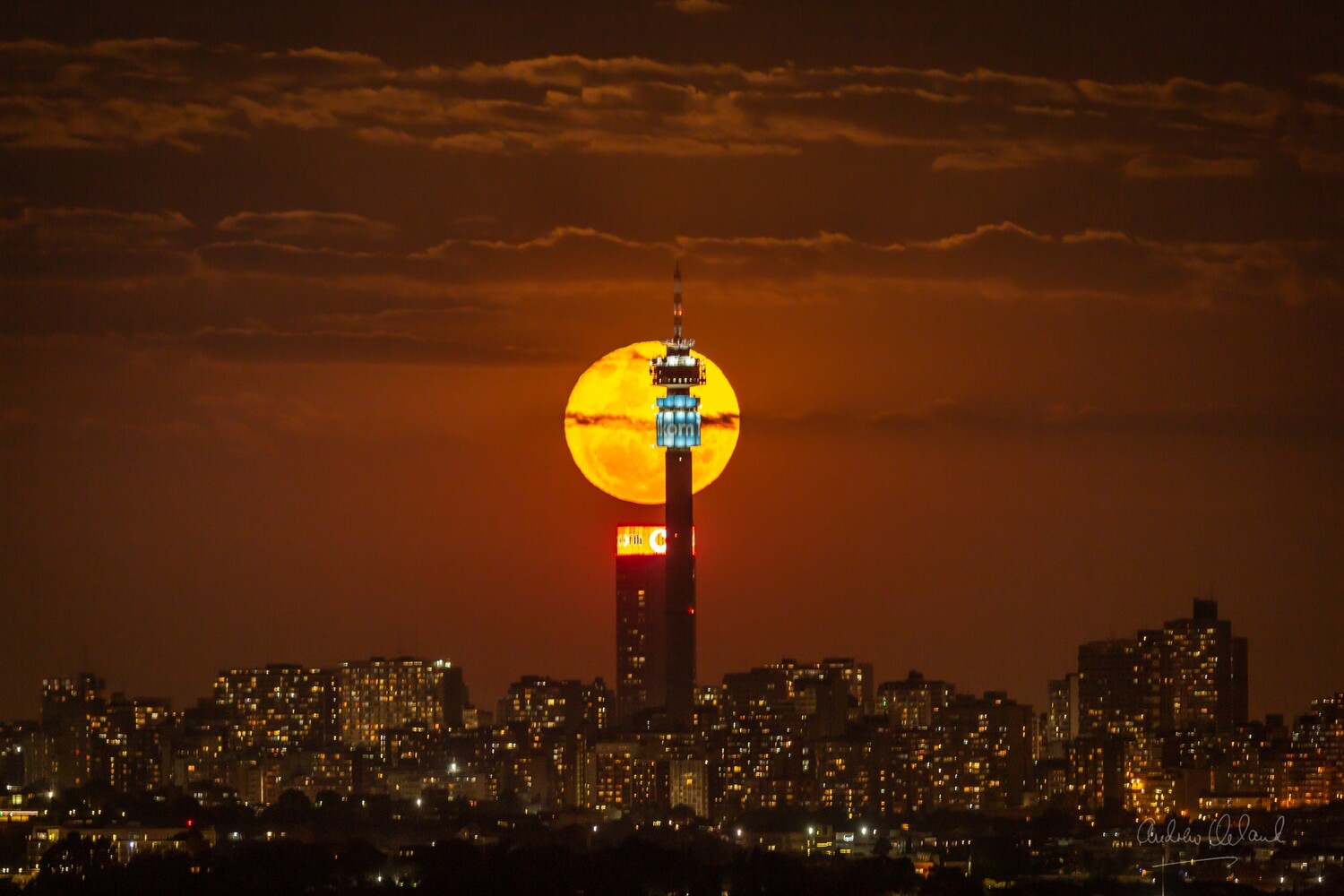 Johannesburg Full Moon, June 2021