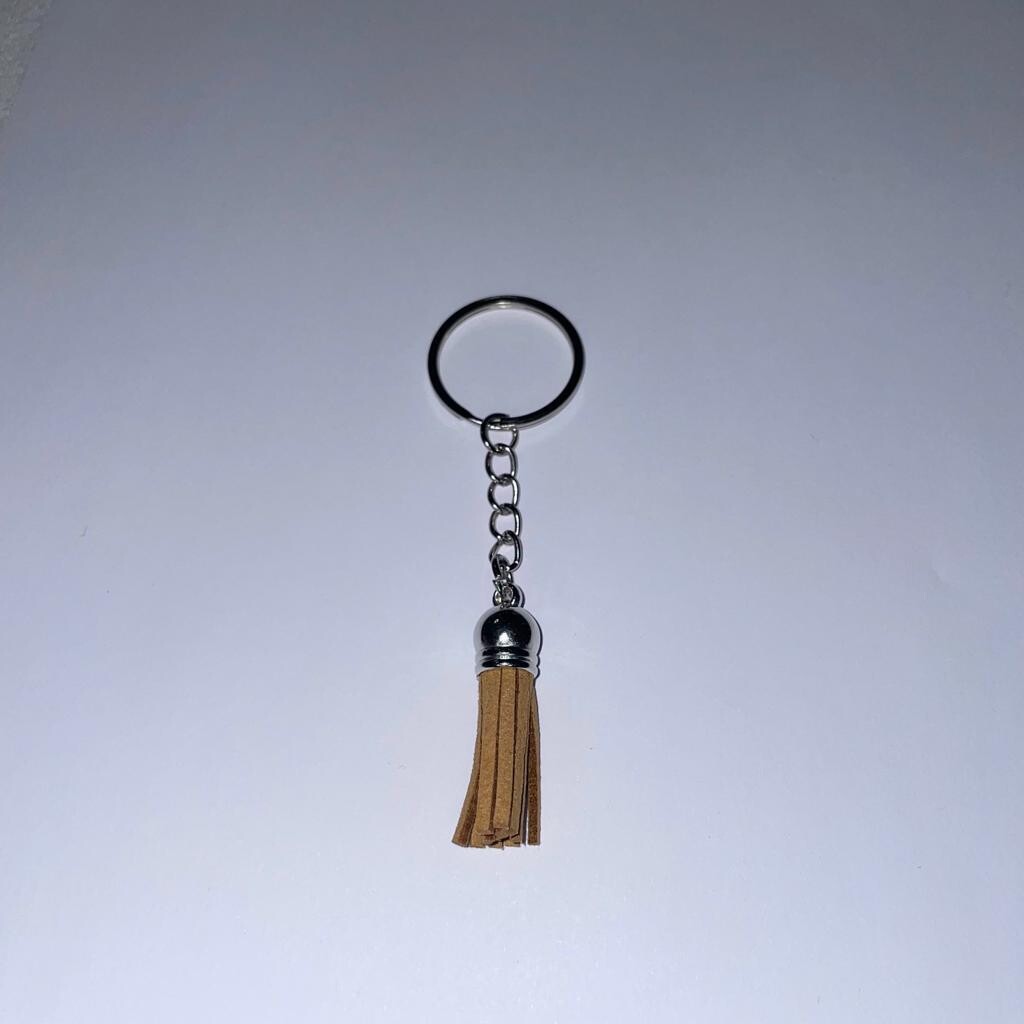 Silver Key Chain &amp; Tassel - Camel (Short Tassel)