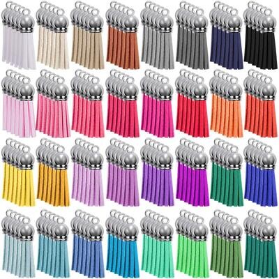 Pack of 20 Tassels with Silver Caps