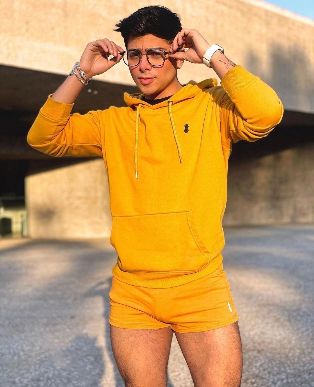 SUETER SWEATER UNICOLOR