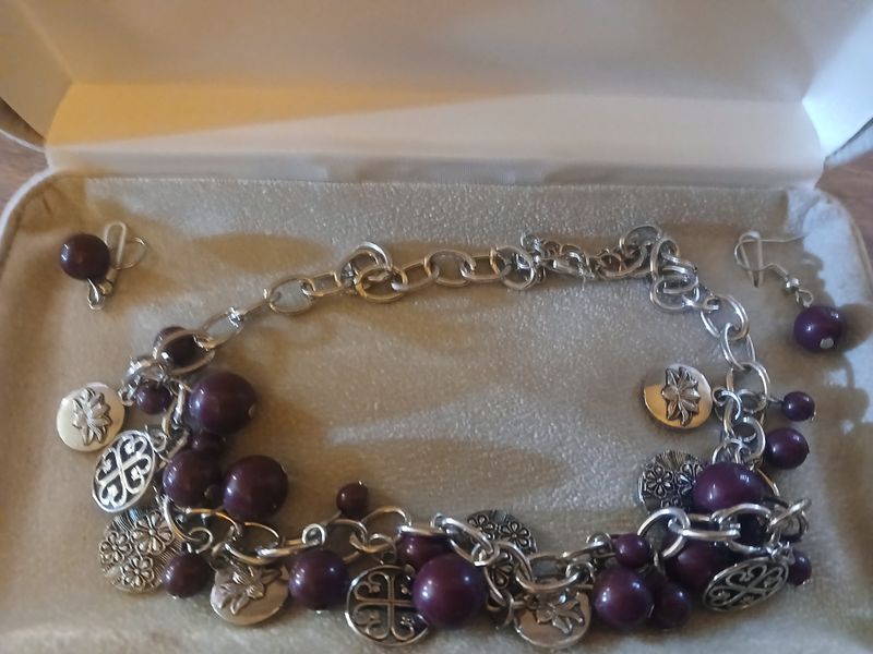 &quot;Crimson Charm Symphony&quot;