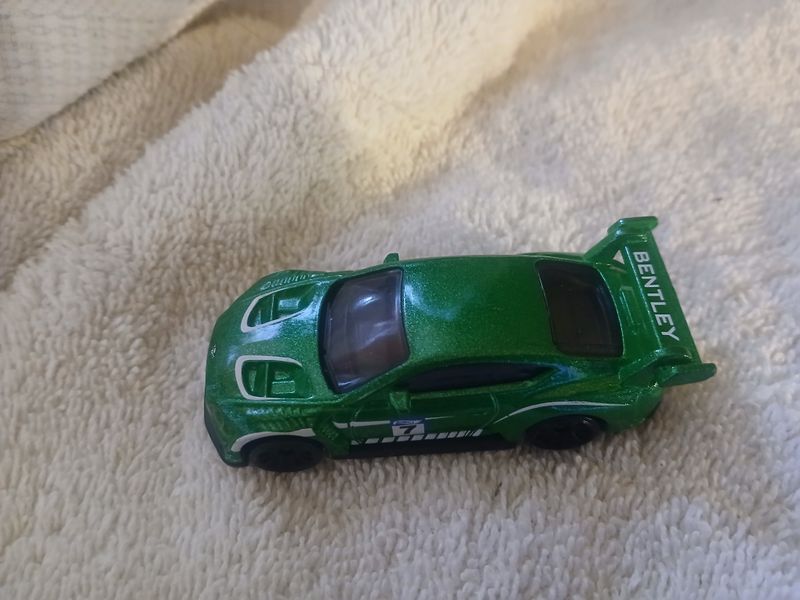 &#39;Greenhorn Lightning,&#39;