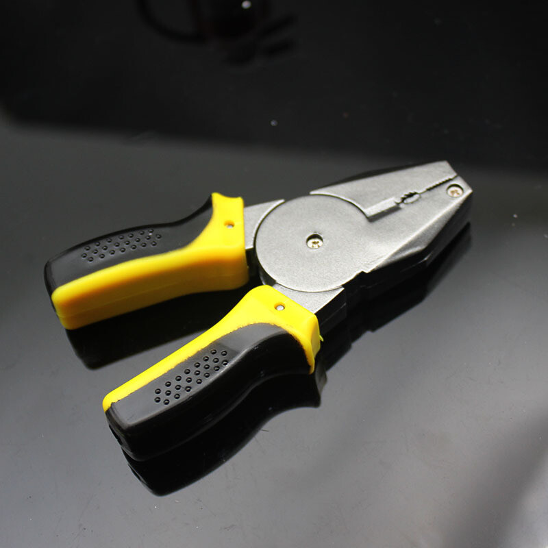 Pliers lighter