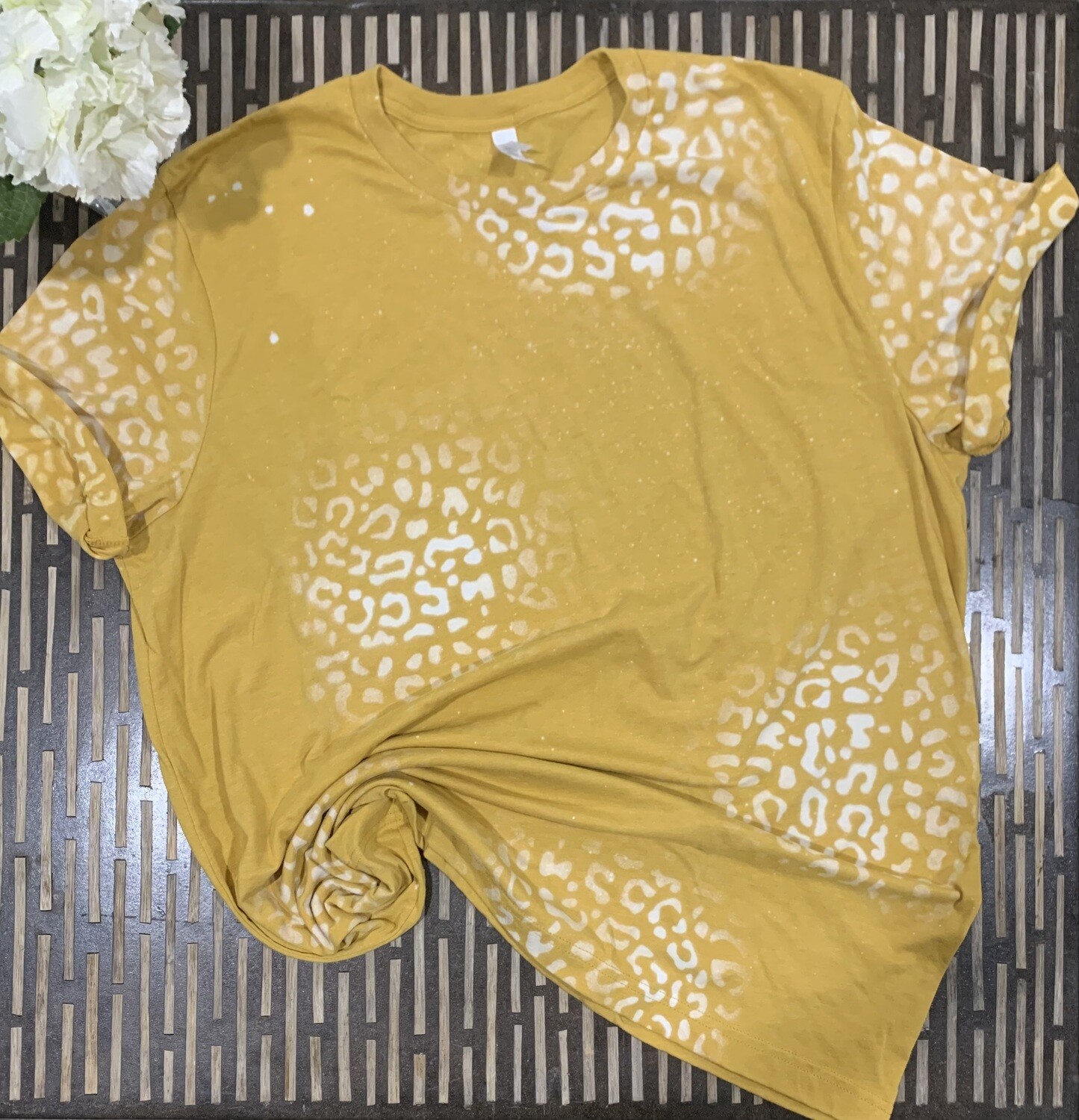 Minimalist Leopard T shirt, Size: XS, COLOR: HEATHER MUSTARD