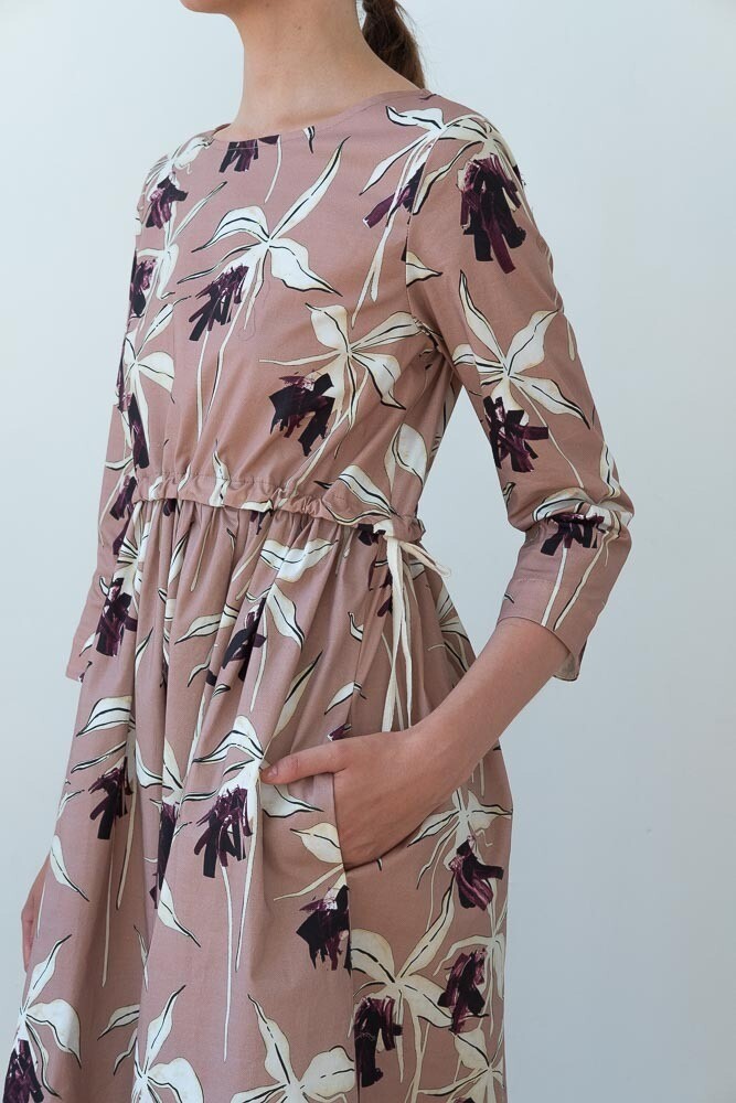 Платье с кулиской из розового хлопка в цветок