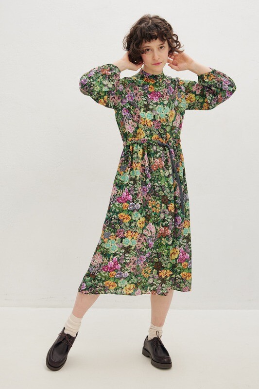 Платье на пуговицах с широкими рукавами с цветами