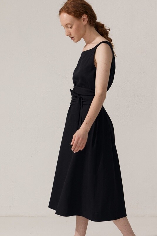 Платье-майка черного цвета из вискозы