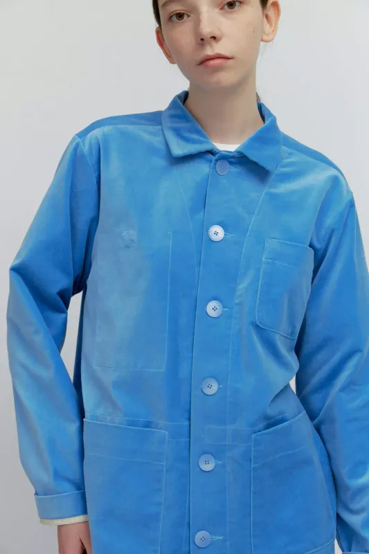 Верхняя рубашка с карманами из голубого бархата