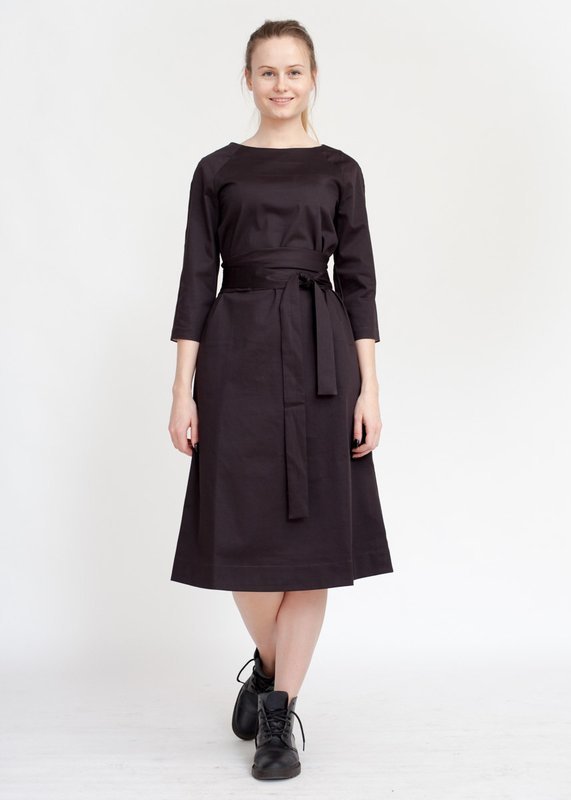 Черное платье миди покроя реглан из французского хлопка с поясом