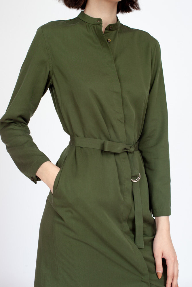 Платье-рубашка из зеленой вискозы