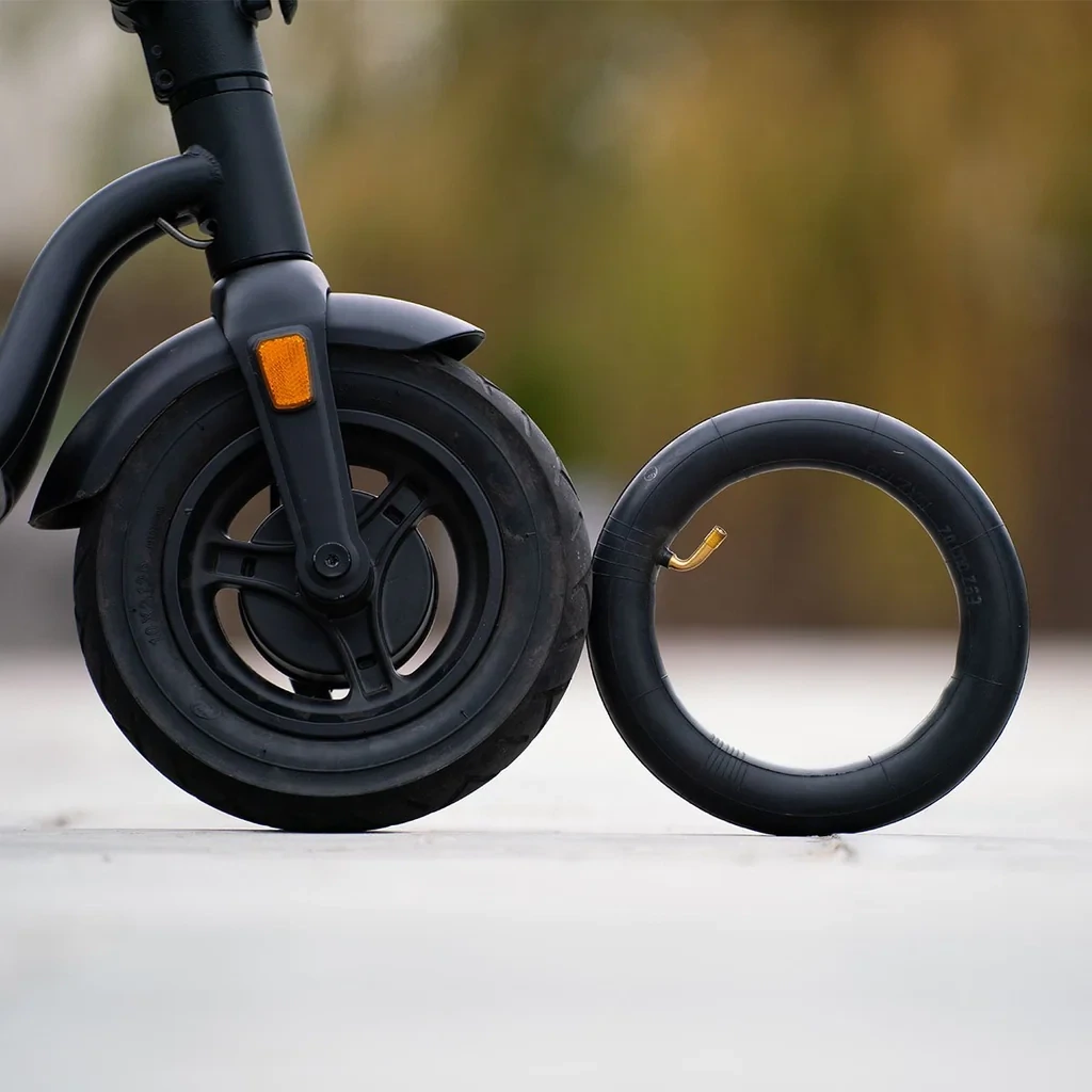 INVACARE - Pneu avec Chambre à air - pour Scooter Orion - 4,10/3, chambre à air INVACARE - Pneu avec Chambre à air - pour Scooter Orion - 4,10/3, chambre à air
