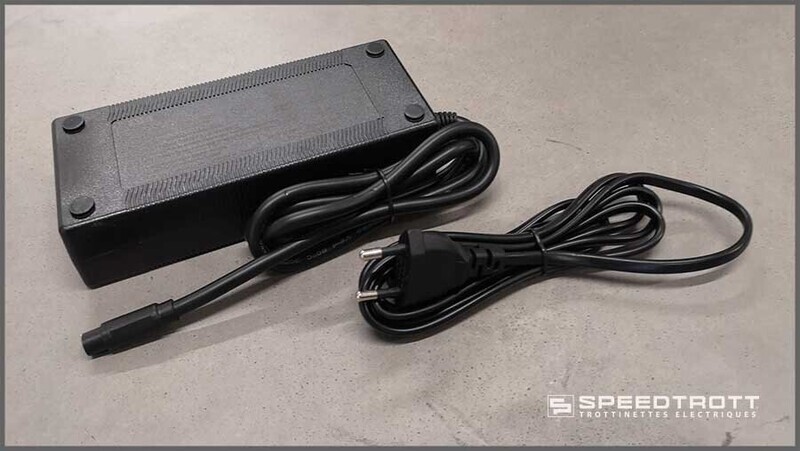 Chargeur - XT800 - XT1200