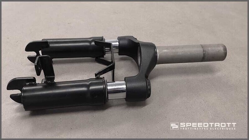 Fourche avant - XT800