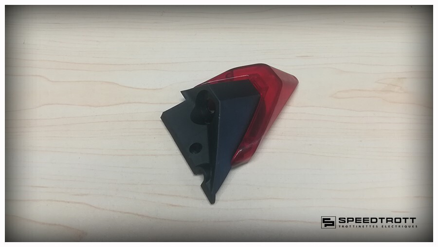 Support LED avant droit et arrière gauche - Speedtrott RX-1000 - RX-2000